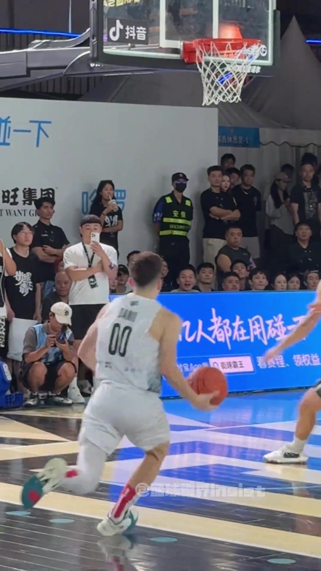 &ldquo;25岁正值巅峰的野球丹尼能否冲击CBA职业呢？！&rdquo;